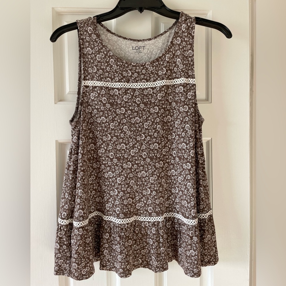 Sleeveless top